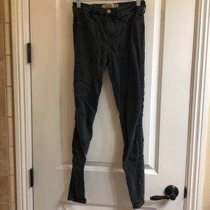 Black Hollister high waisted skinny jeans